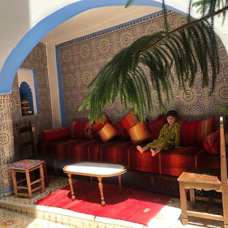 Hotel Nisrine เชฟชาอูน ภายนอก รูปภาพ