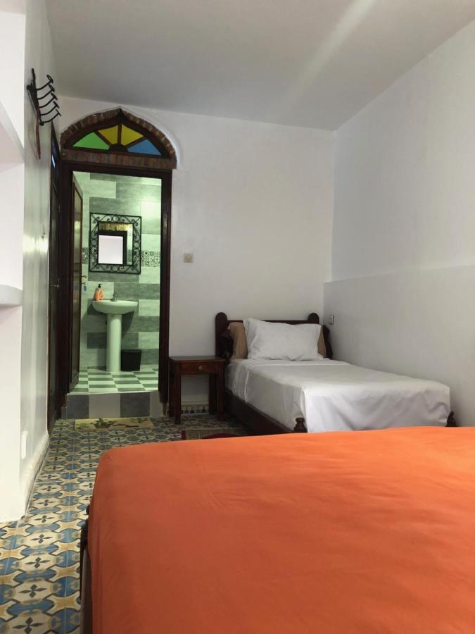 Hotel Nisrine เชฟชาอูน ภายนอก รูปภาพ
