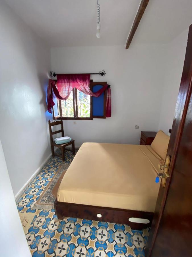 Hotel Nisrine เชฟชาอูน ภายนอก รูปภาพ