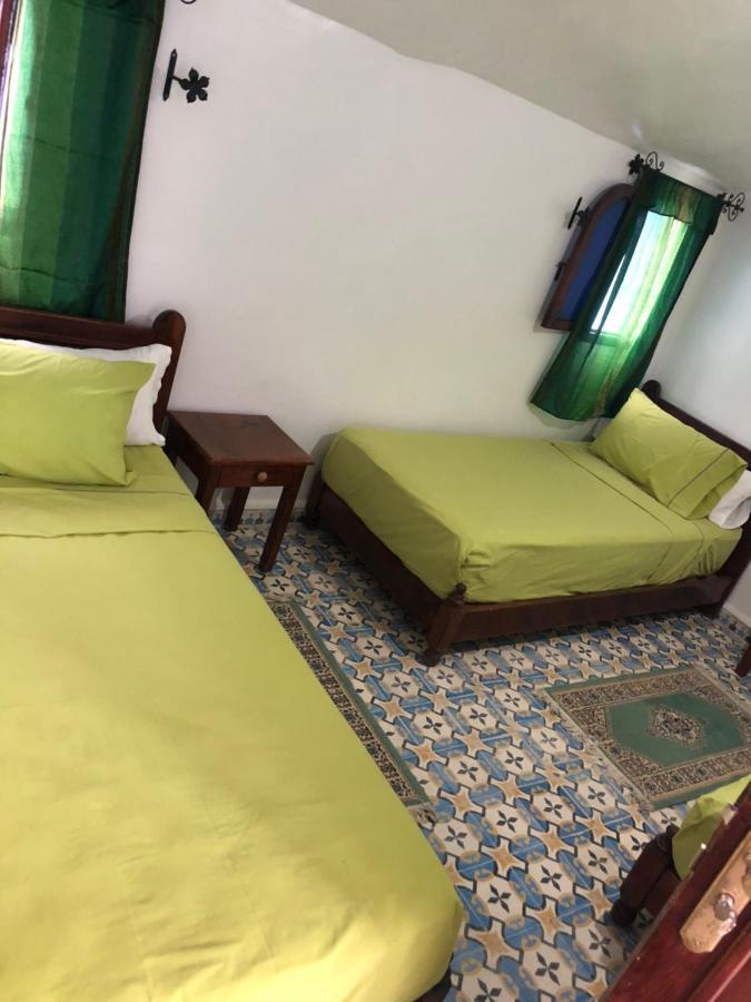 Hotel Nisrine เชฟชาอูน ภายนอก รูปภาพ