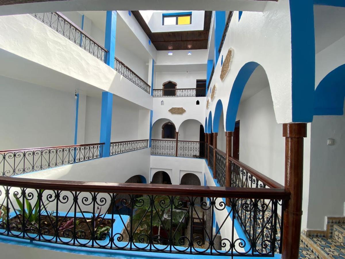 Hotel Nisrine เชฟชาอูน ภายนอก รูปภาพ