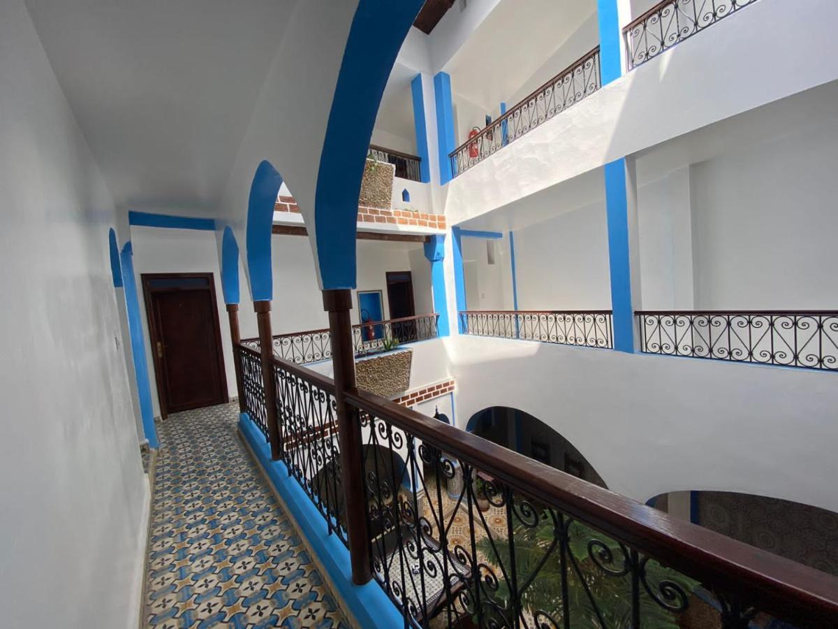Hotel Nisrine เชฟชาอูน ภายนอก รูปภาพ